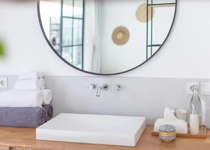 Villa The Young -
